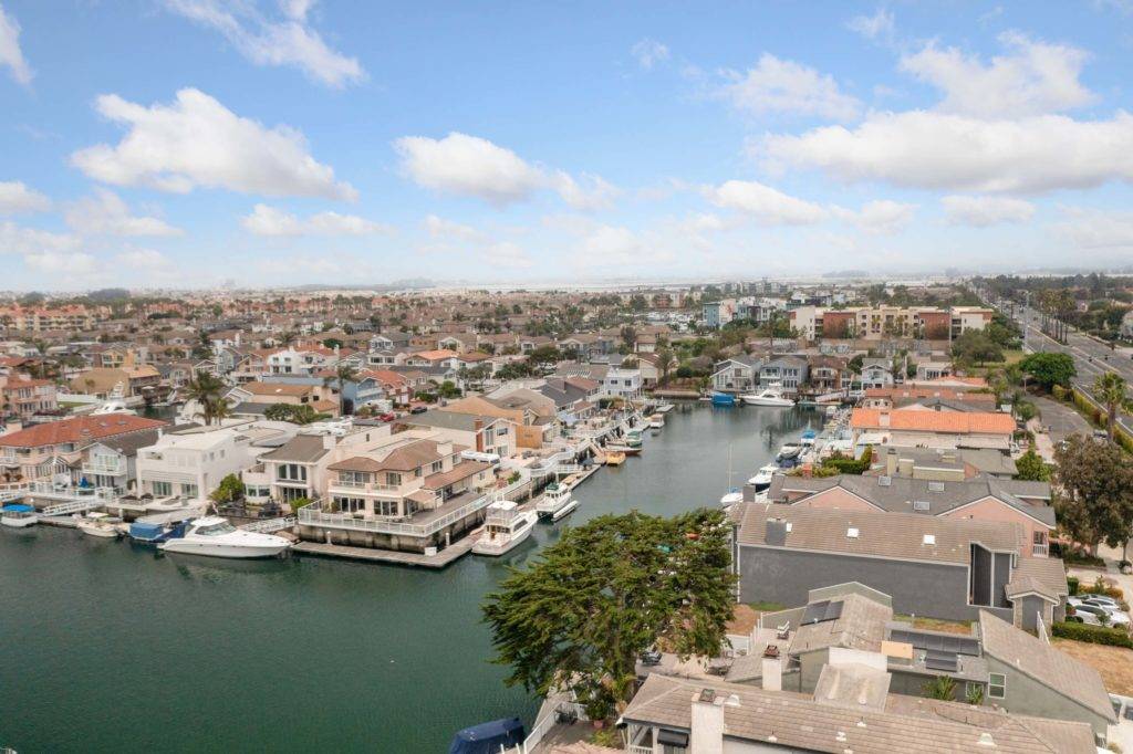 2231-south-victoria-avenue-oxnard-ca-usa-003